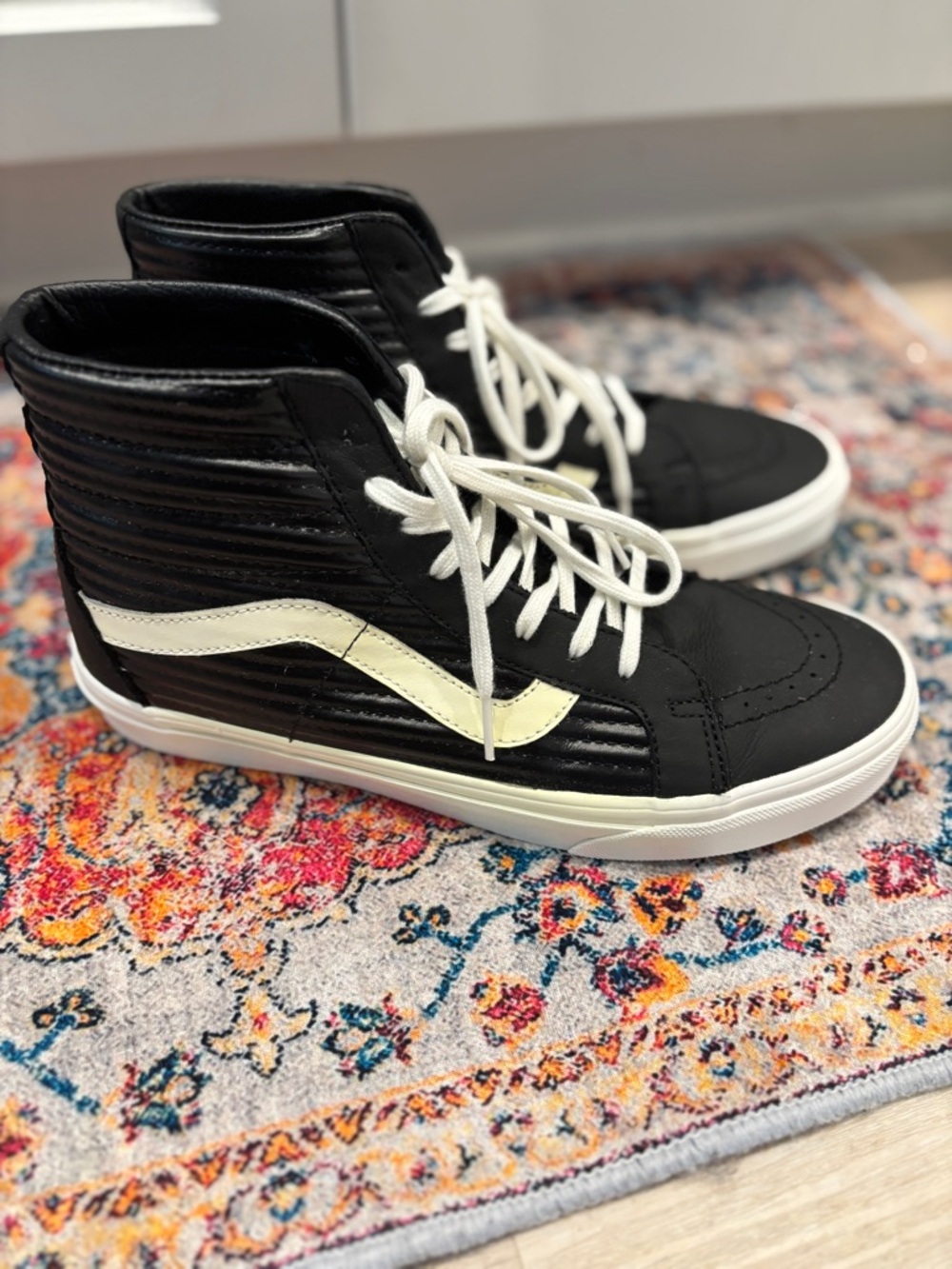 Vans Black and White High-Top Skate Sneakers. Men’s size 8.5 women’s size 10